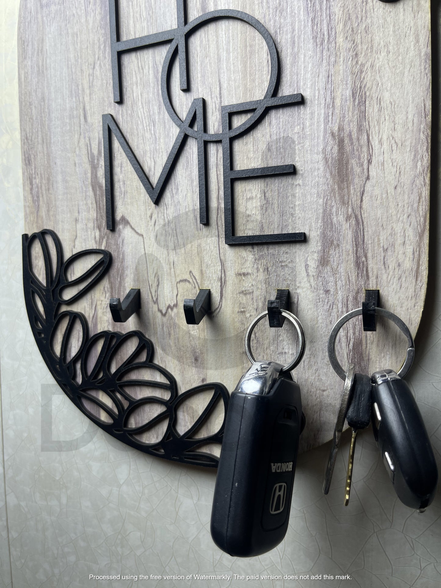 Vintage Key Holder - Leaf Cutouts